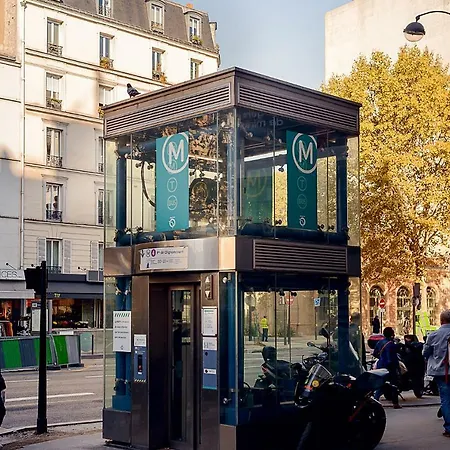 Little Cozy Studio With A Panoramic View Over Parigi