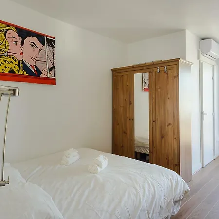 Little Cozy Studio With A Panoramic View Over Parigi